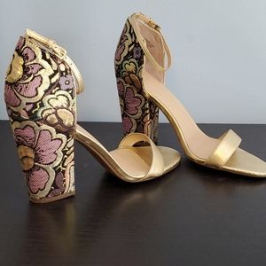 Guess Bambam Embroidered Heeled Sandal